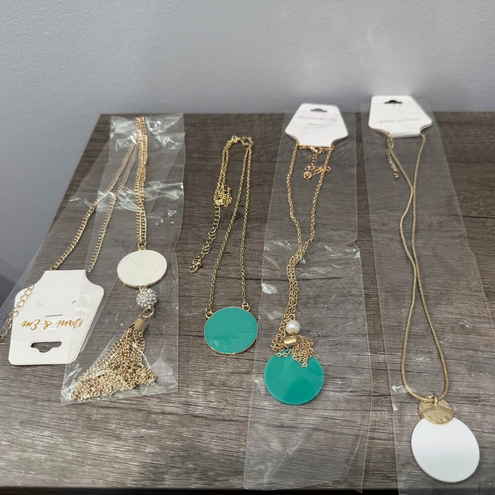 customizable necklaces